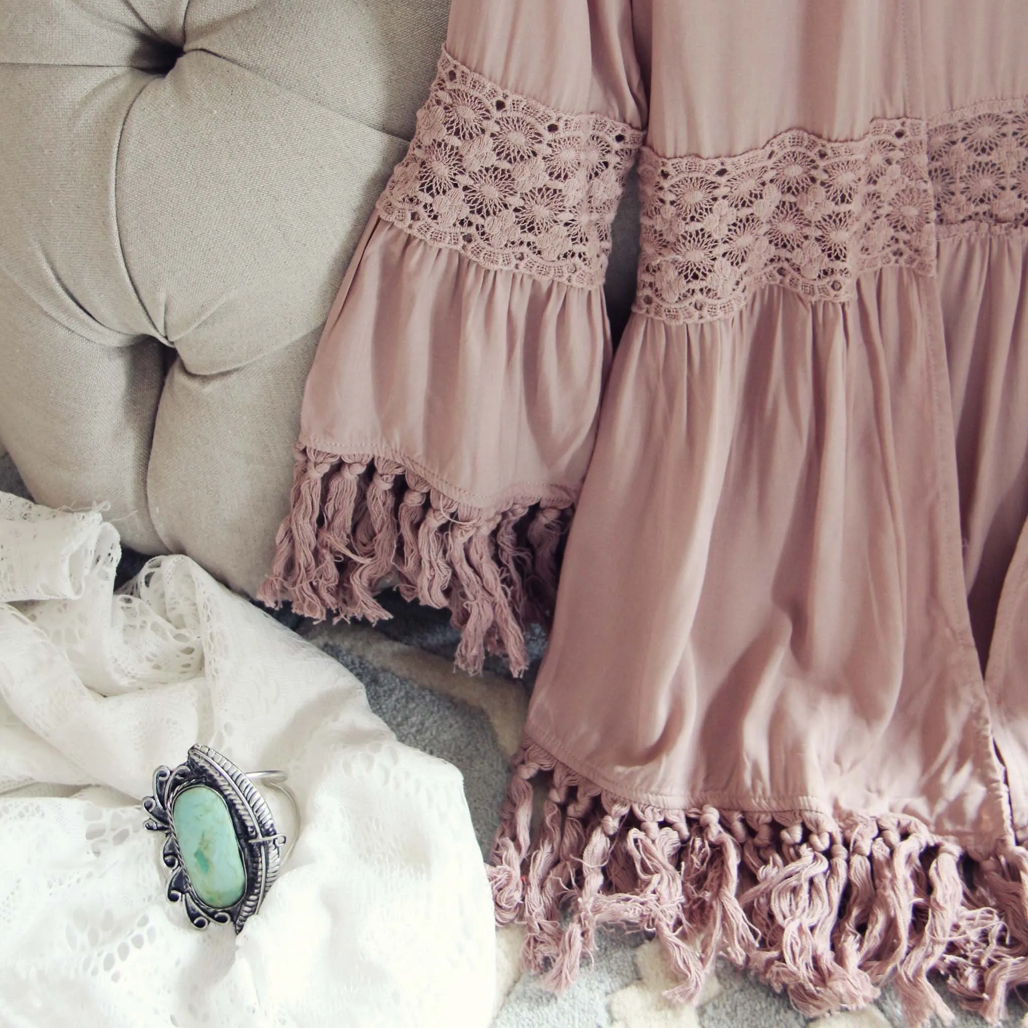 Oak & Fringe Duster