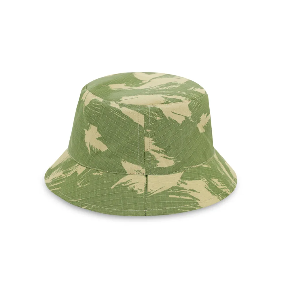" RETROFUTURE BASIC " Bucket Hat Camo