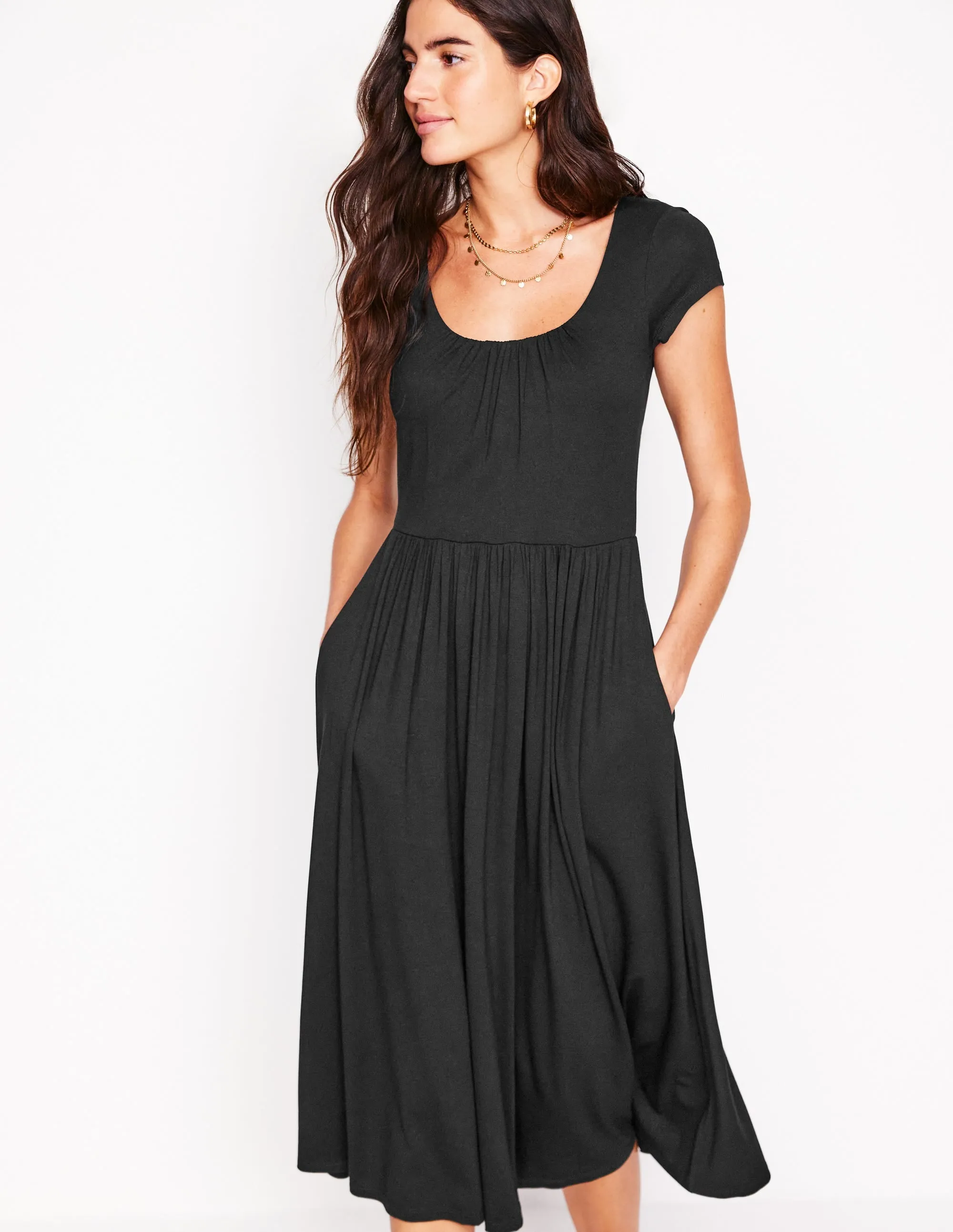 Samantha Scoop Jersey Dress-Black