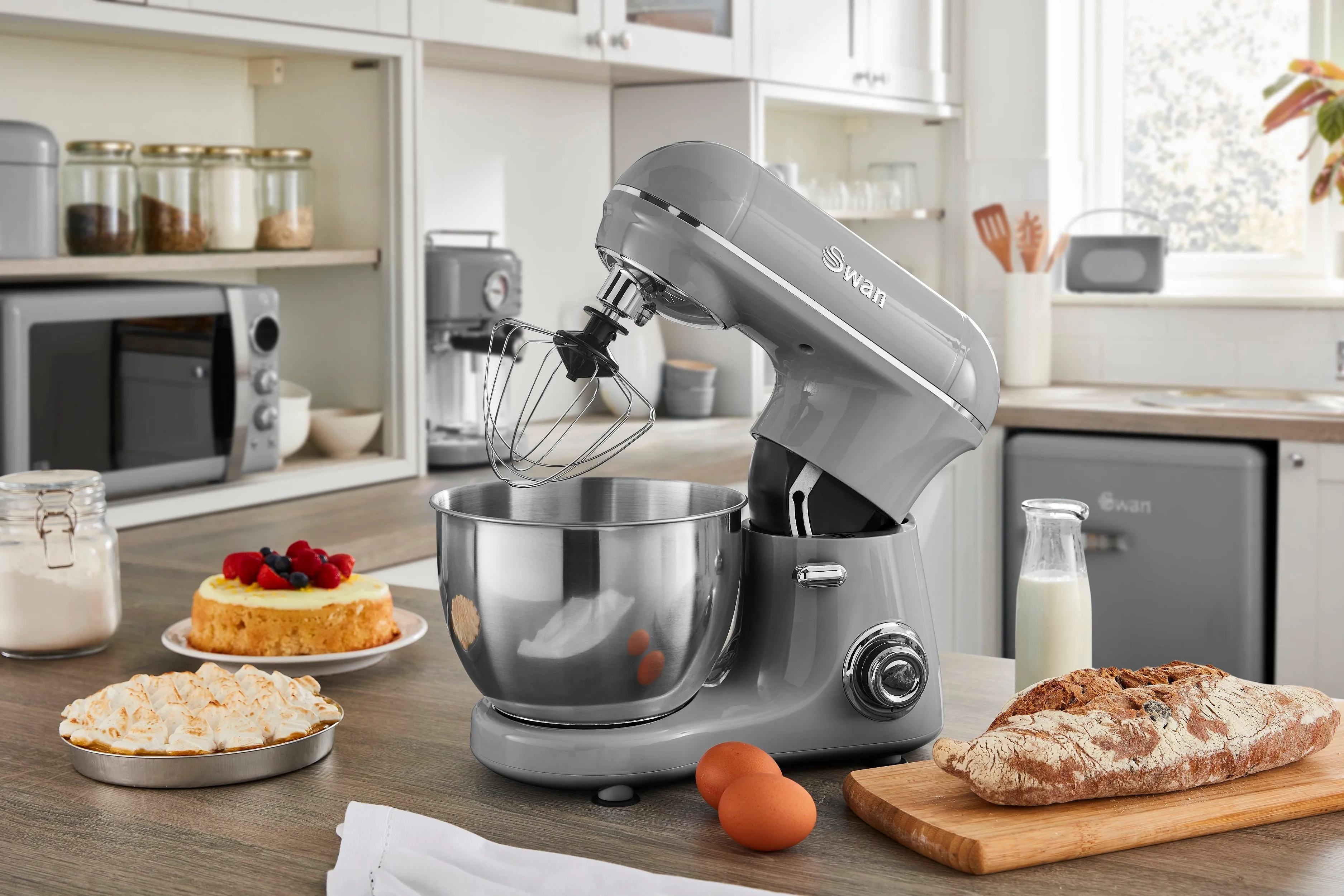 Swan 800W Retro Stand Mixer