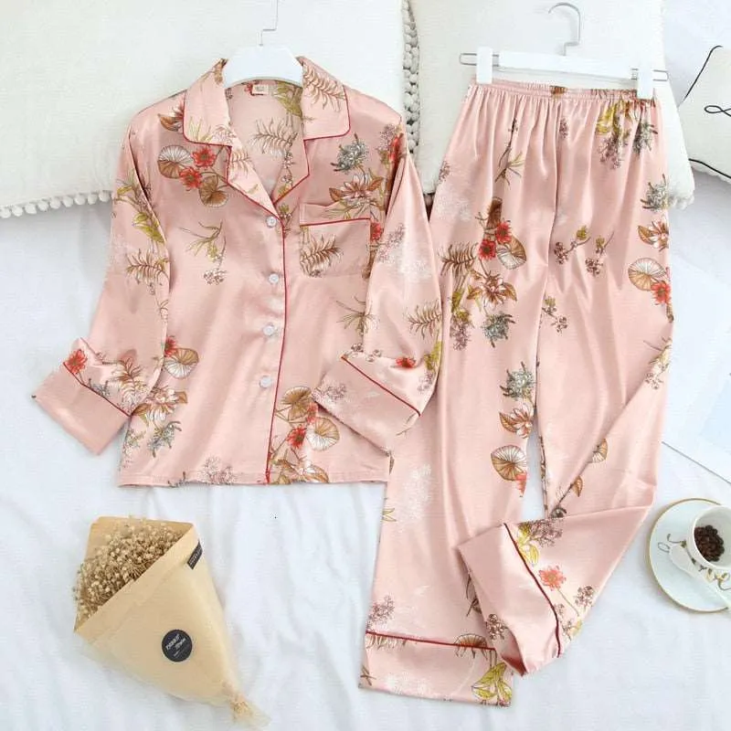 Women's Ice Silk Long Sleeved Shirt and Pants Pajamas Set